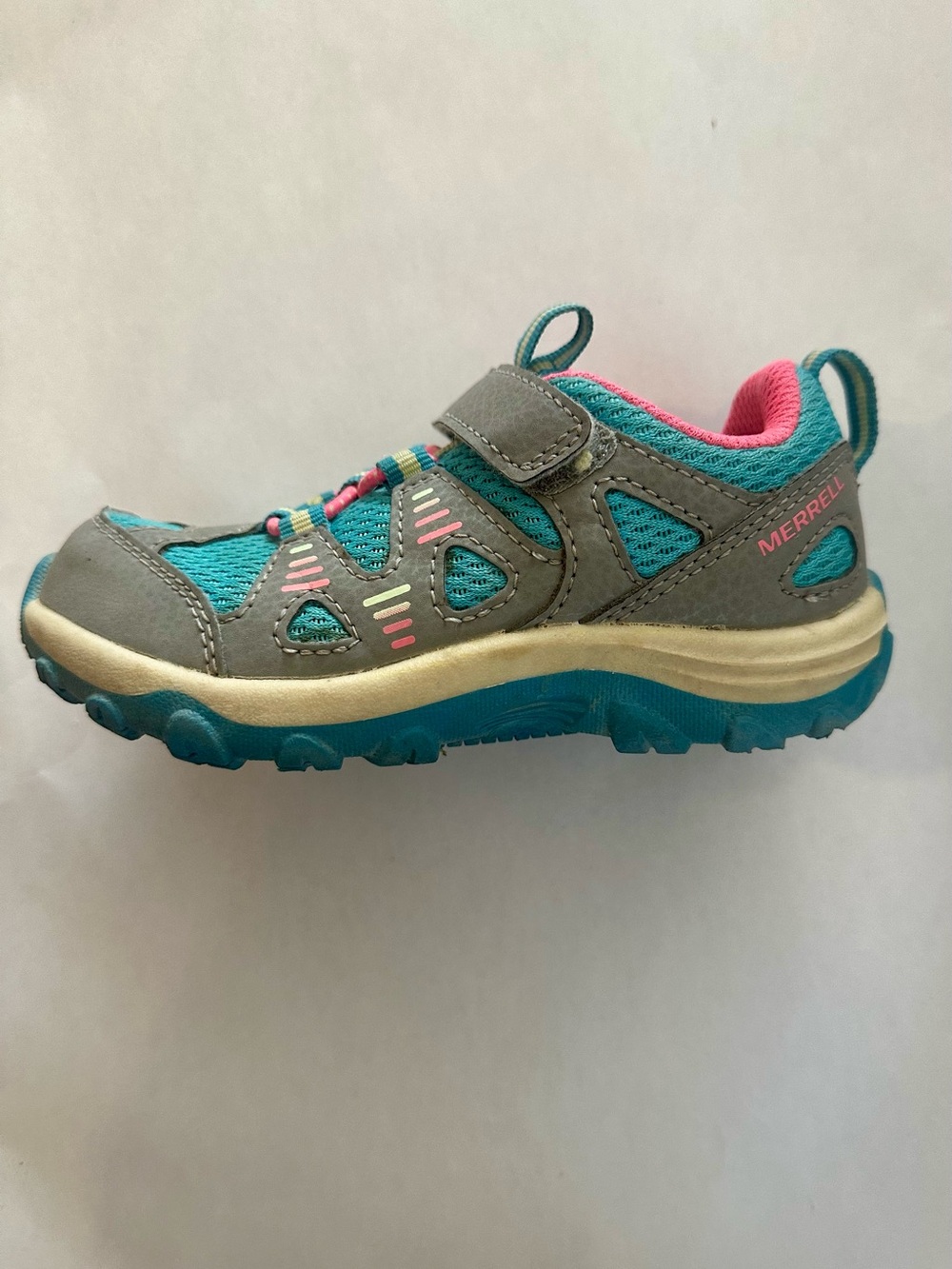 Merrell Kids Teal, Gray and Pink Trail Sneaker size 10M Toddler